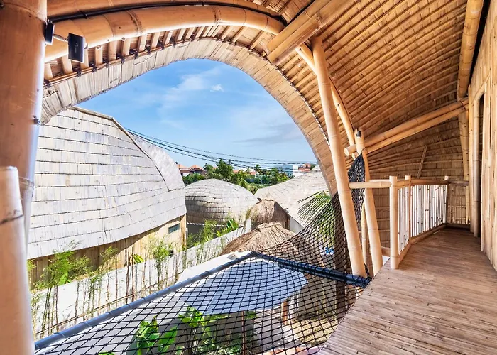 Luxury Bamboo Villa Near Beach